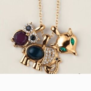 Avon Gold Wise Animal Pendant Necklace Set With Three Removeable Charms.  Nwt